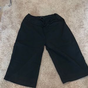 Women’s black Bermuda shorts